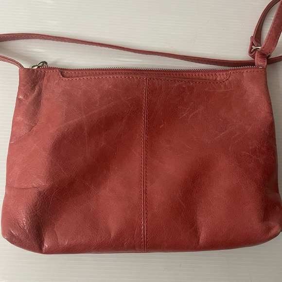 Hobo Red Pink Mara Crossbody Leather Bag - Picture 12 of 13